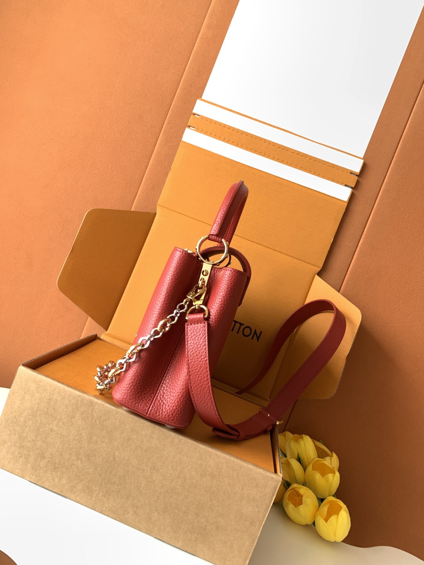 特级全钢五金 M12936半红金 本款Capucines手袋出自CapucinesChain On Yo