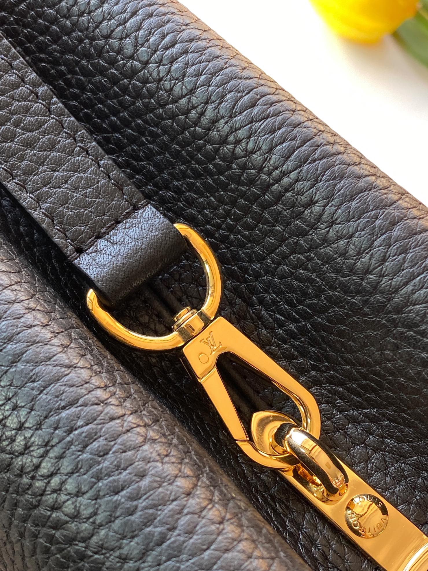 Louis Vuitton 全钢 M20844进口牛皮黑色配浅樱花粉色花卉三拼