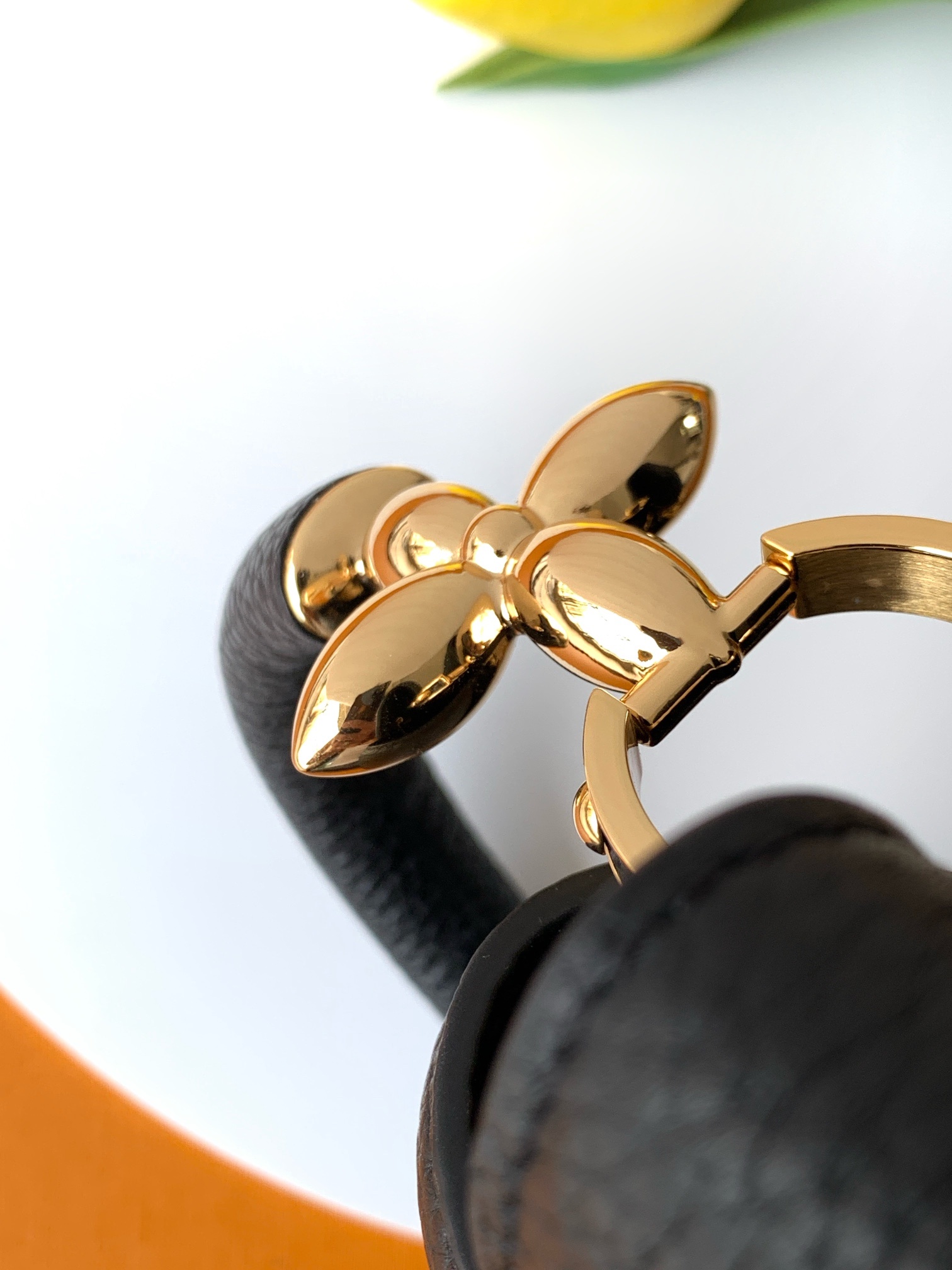 【特级全钢】Capucines 小号 黑色金型号:M24698材料:A级全钢五金,进口牛皮包装:全套原厂