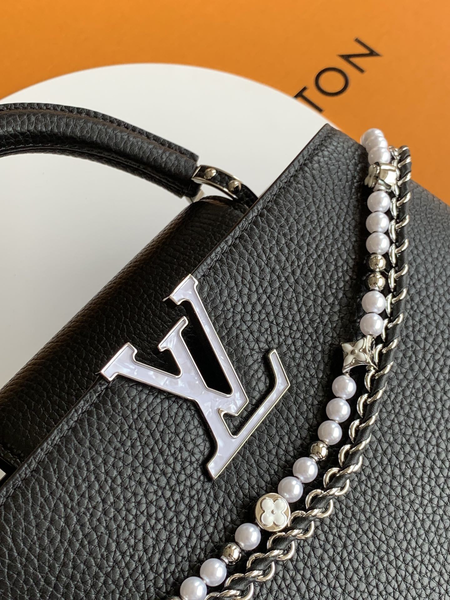 【全钢五金 MB163c01变码芯片】特级配全套包装 款号M11909 进口牛皮黑色银扣本款Capuci