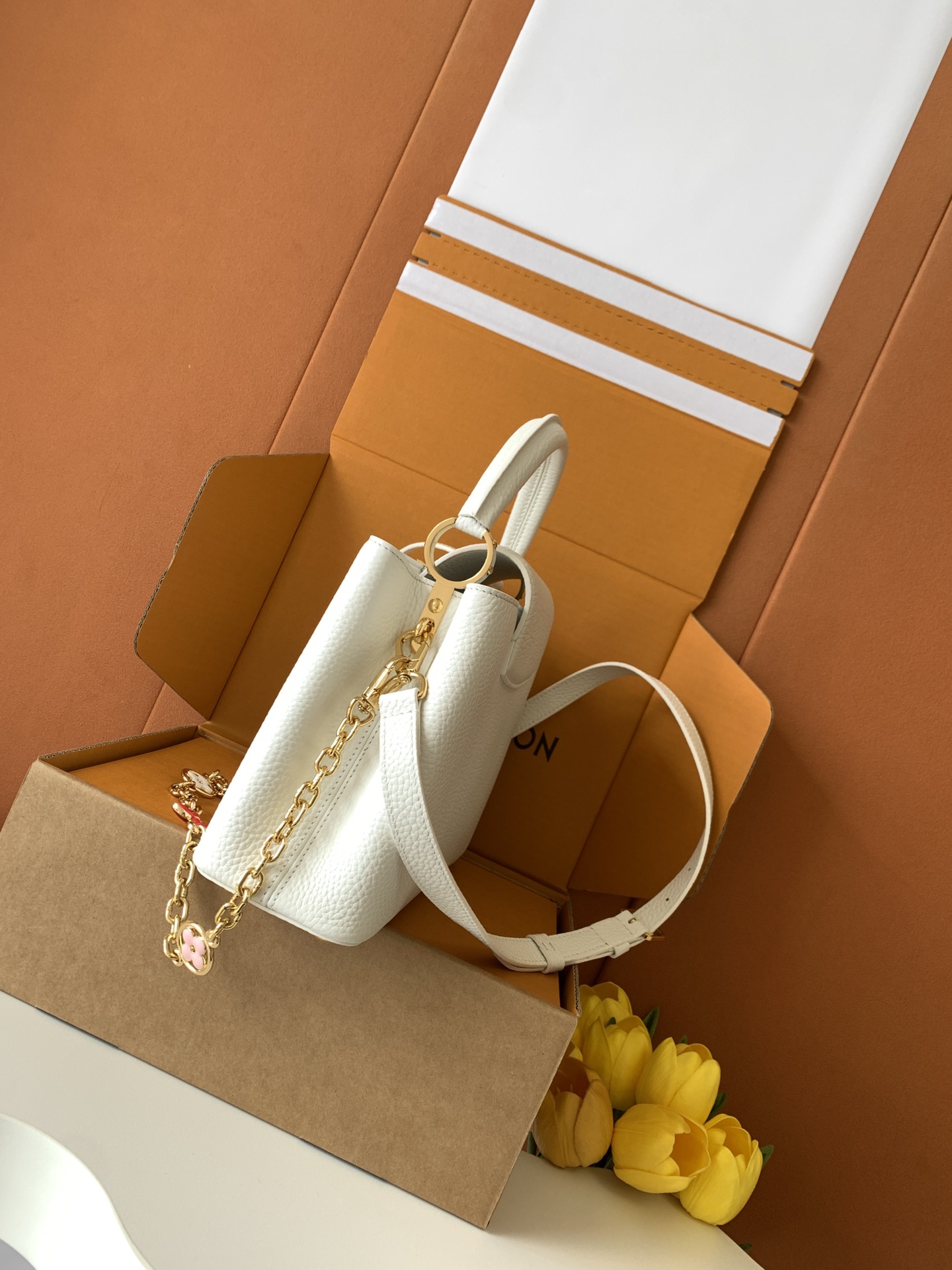 Louis Vuitton 全钢五金 M20844进口牛皮白色金扣