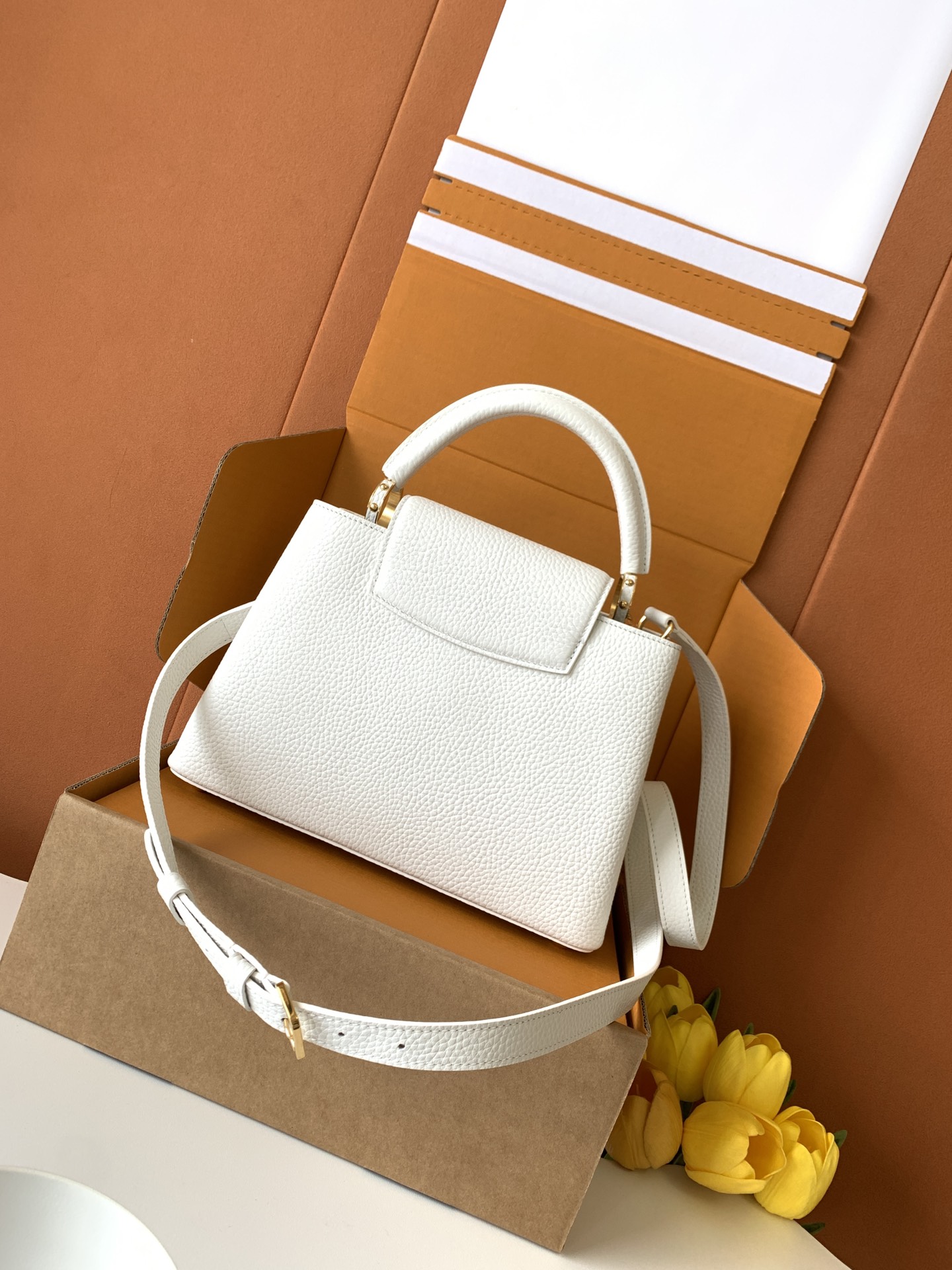 Louis Vuitton 全钢五金 M20844进口牛皮白色金扣