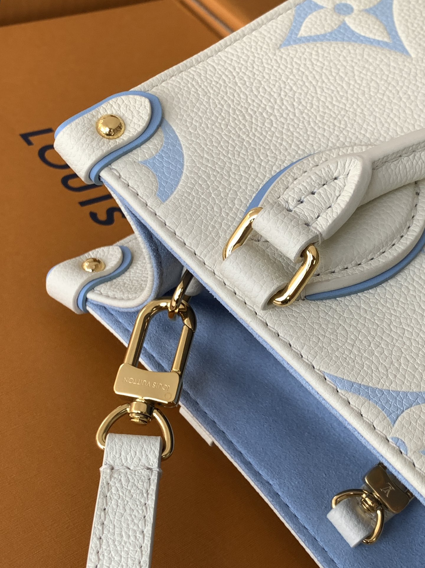 Louis Vuitton MB
