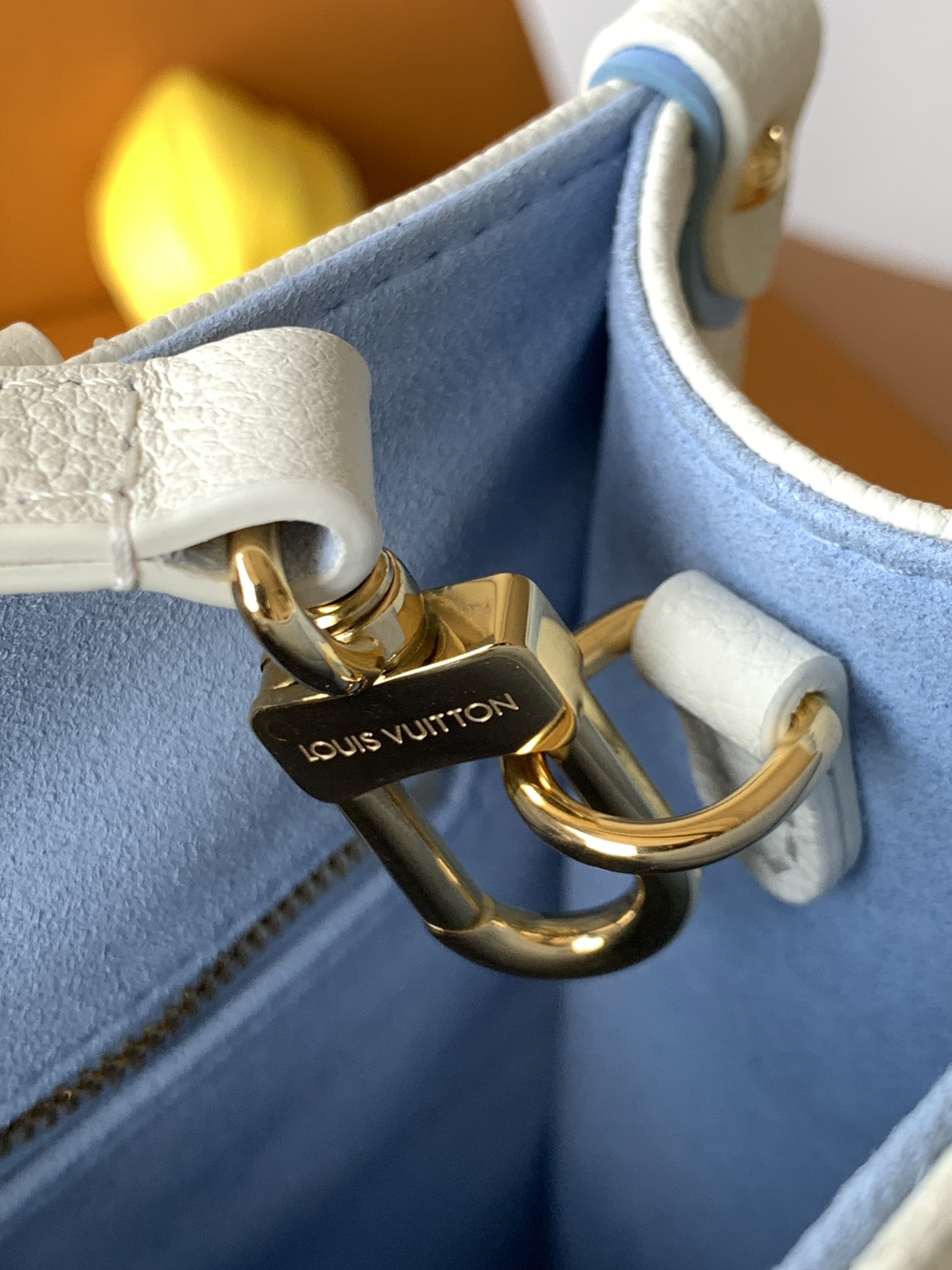 Louis Vuitton MB