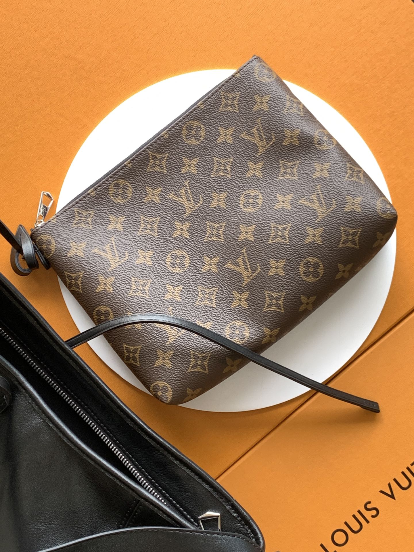 【特级变码芯片MB原厂皮】本款Canry All Travel Bag 型号：M15175动态芯片163