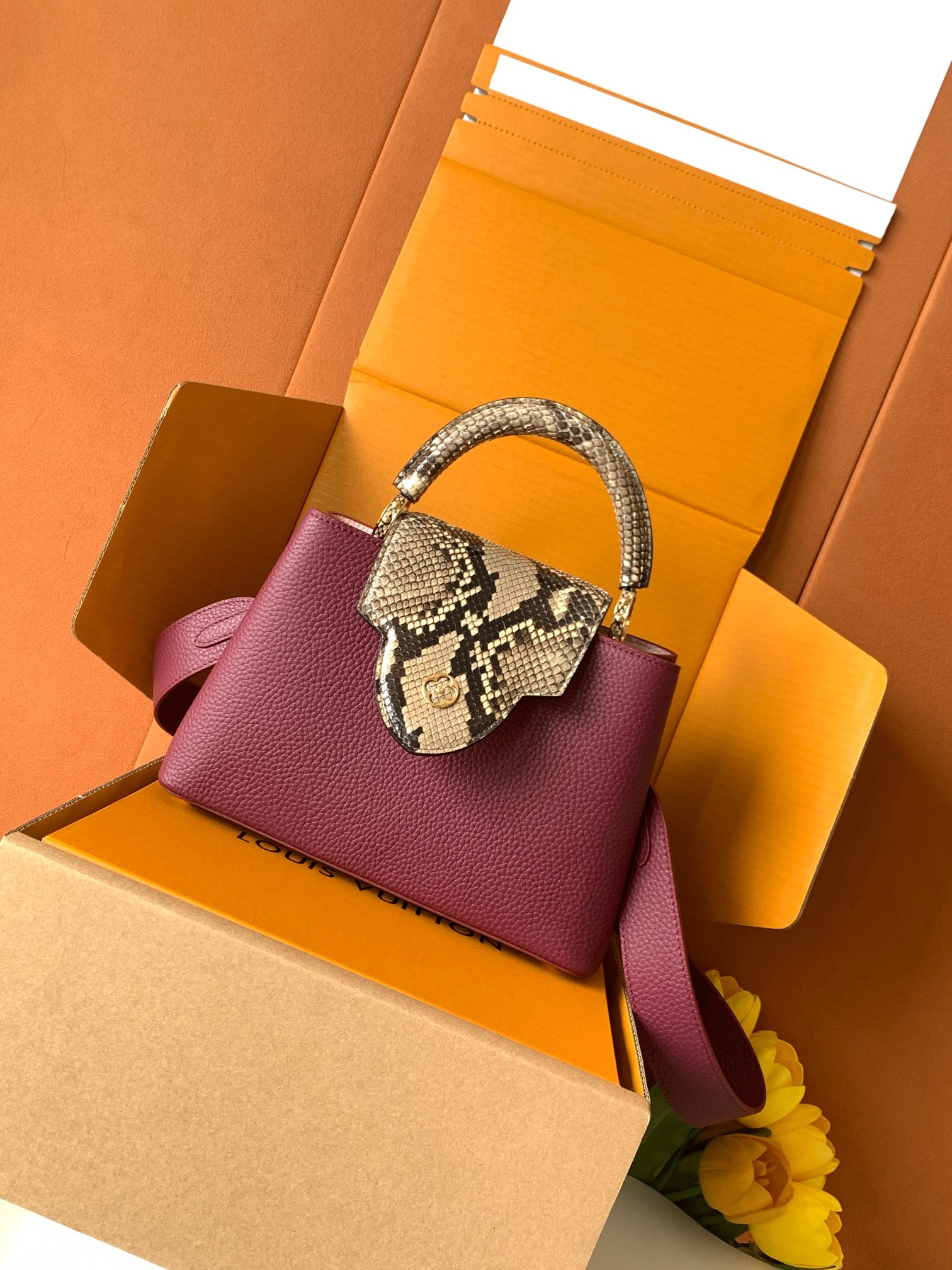 【全钢五金 进口牛皮💋 N82068葡萄紫配巴黎粉蟒蛇金扣】此款包身为粒面 Taurillon进口 皮革