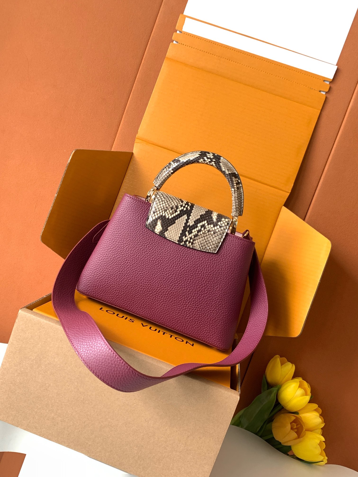 【全钢五金 进口牛皮💋 N82068葡萄紫配巴黎粉蟒蛇金扣】此款包身为粒面 Taurillon进口 皮革