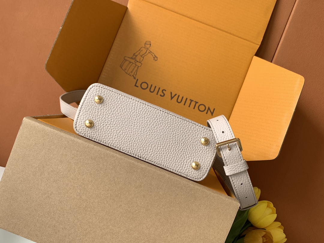 【特级MB新版芯片原厂皮】Capucines 迷你 灰紫金型号：M24729材料：A级全钢五金，进口牛皮