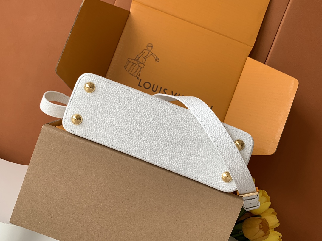 N85514 进口牛皮白配亮光蟒蛇金 进口牛皮 动态163 2024 夏季款 Capucines 迷你手