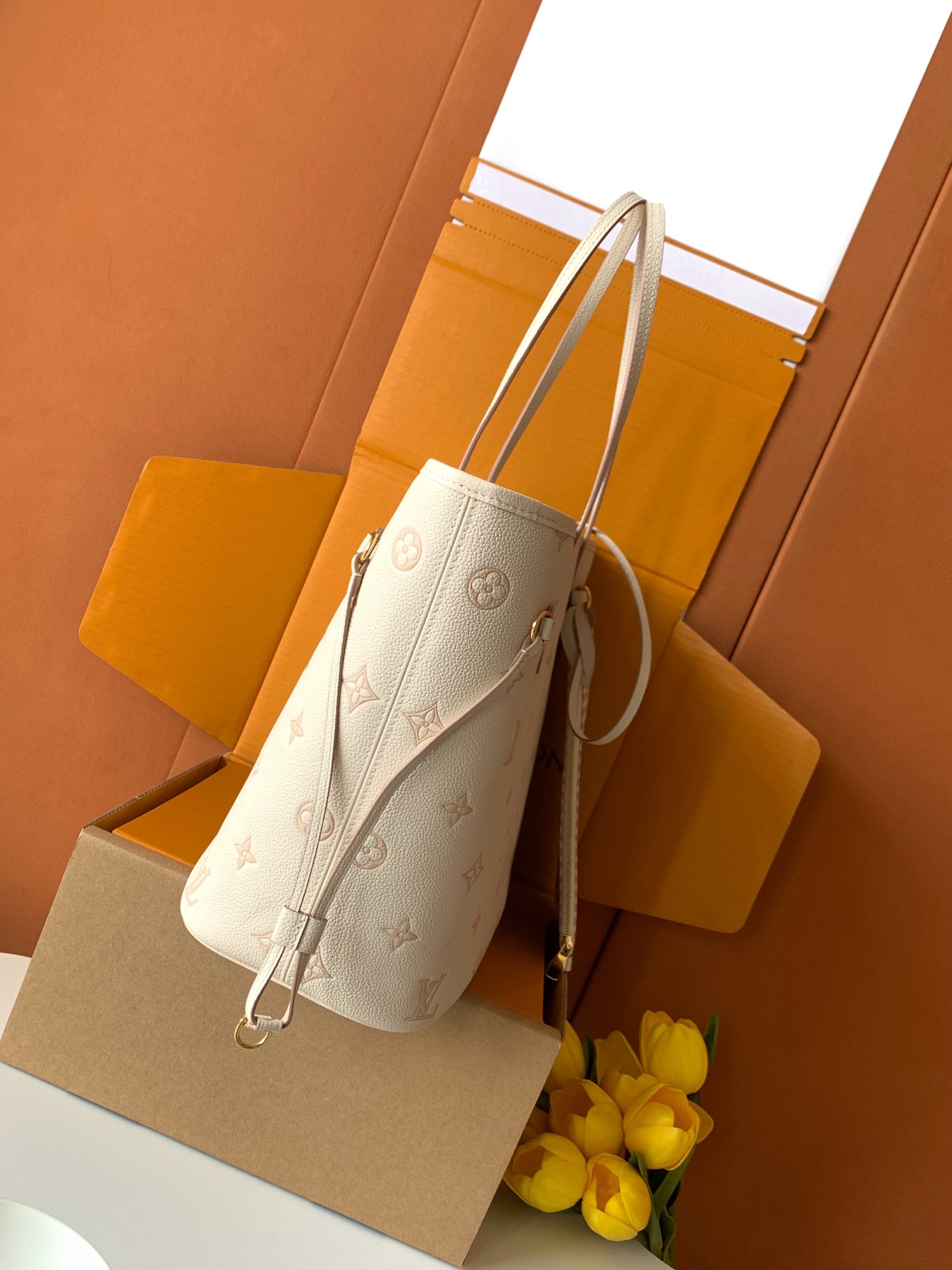 【特级MB163c芯片版原厂皮】本款 Neverfull MM 手袋型号：M14285材料：A级全钢五金