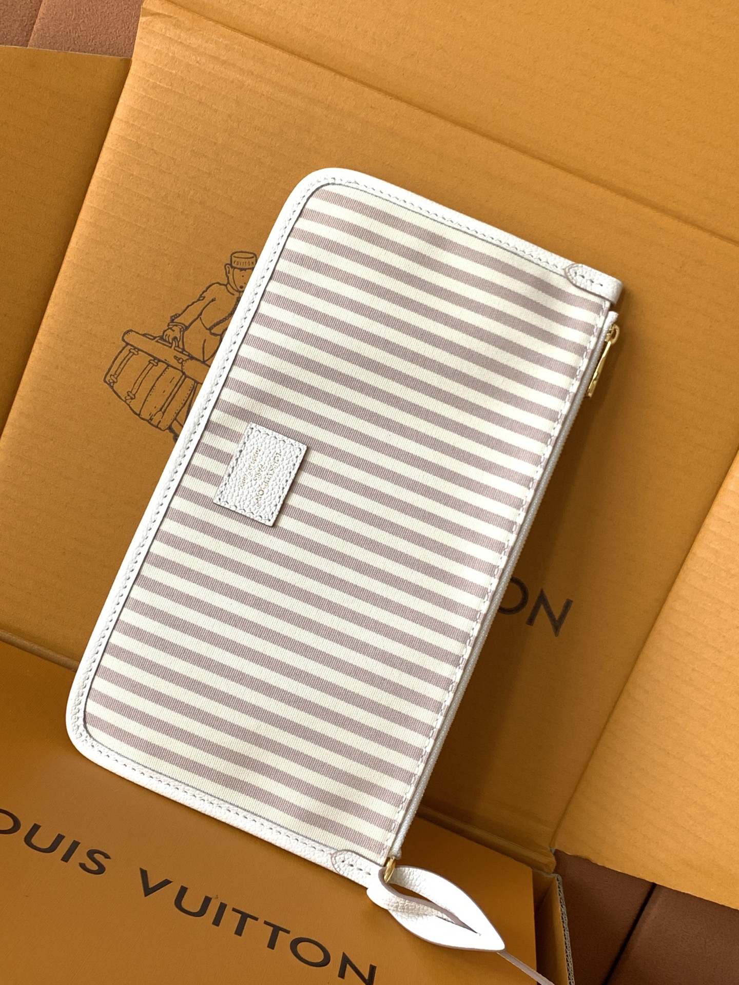 【特级MB163c芯片版原厂皮】本款 Neverfull MM 手袋型号：M14285材料：A级全钢五金