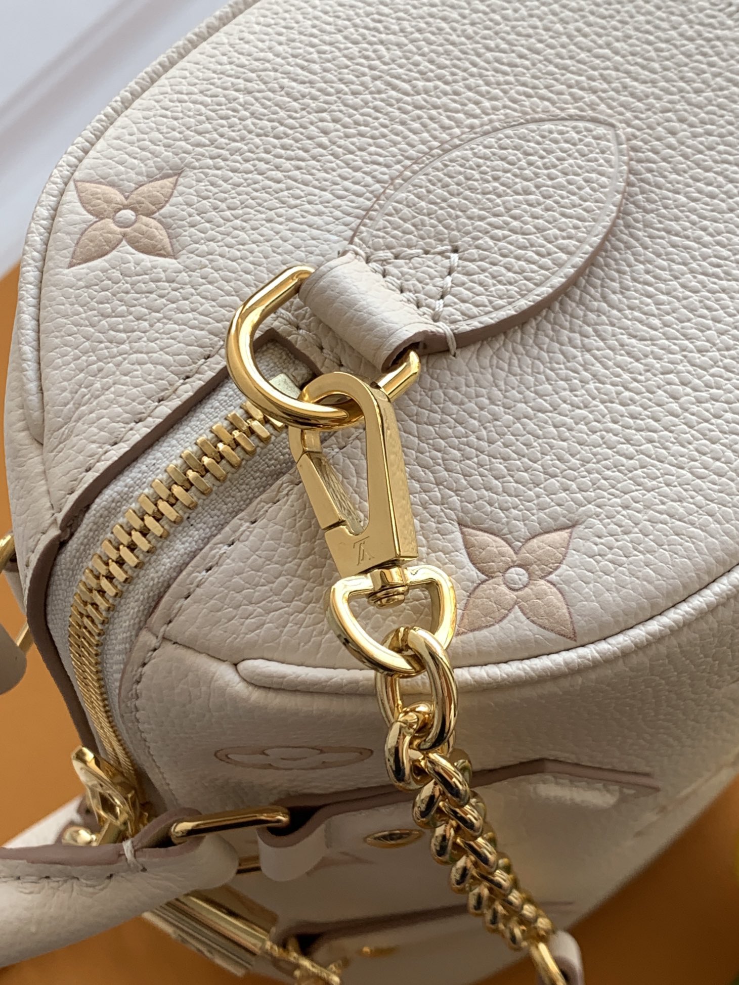 【特级MB163c芯片版原厂皮】SPEEDY BANDOULIÈRE 20手袋型号：M14291材料：A