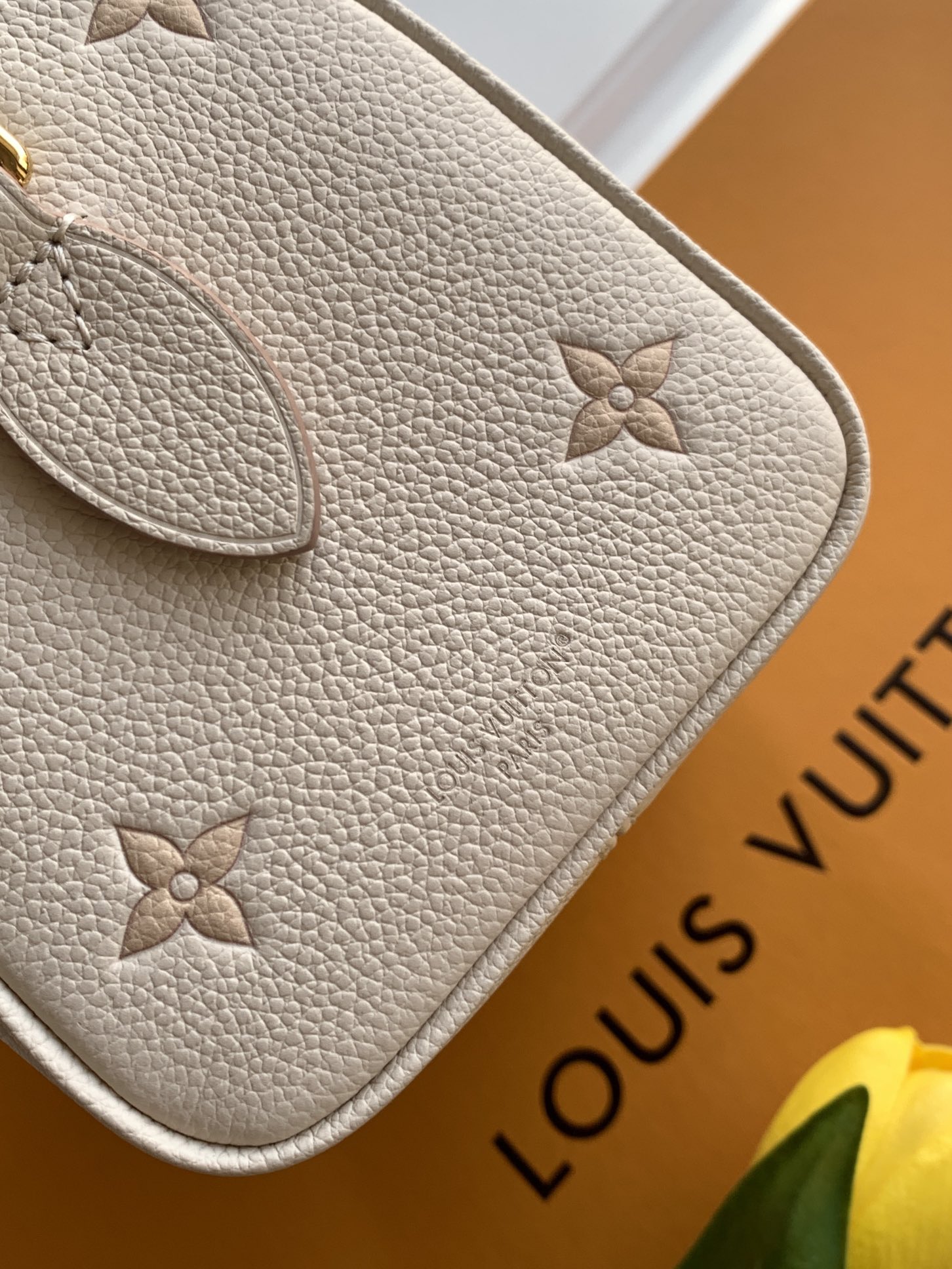 【特级MB163c芯片版原厂皮】SPEEDY BANDOULIÈRE 20手袋型号：M14291材料：A