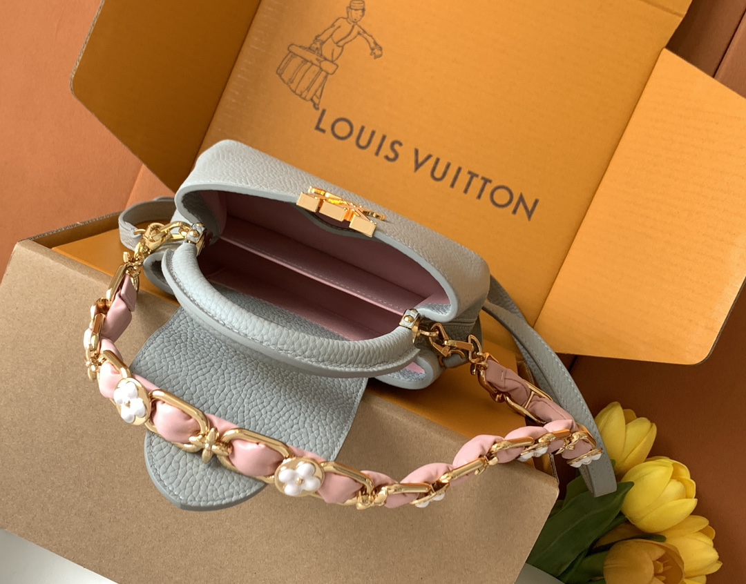 M23363浅灰金 全钢五金 进口牛皮那英款系列 Capucines Mini手袋 本季新款 Capuc