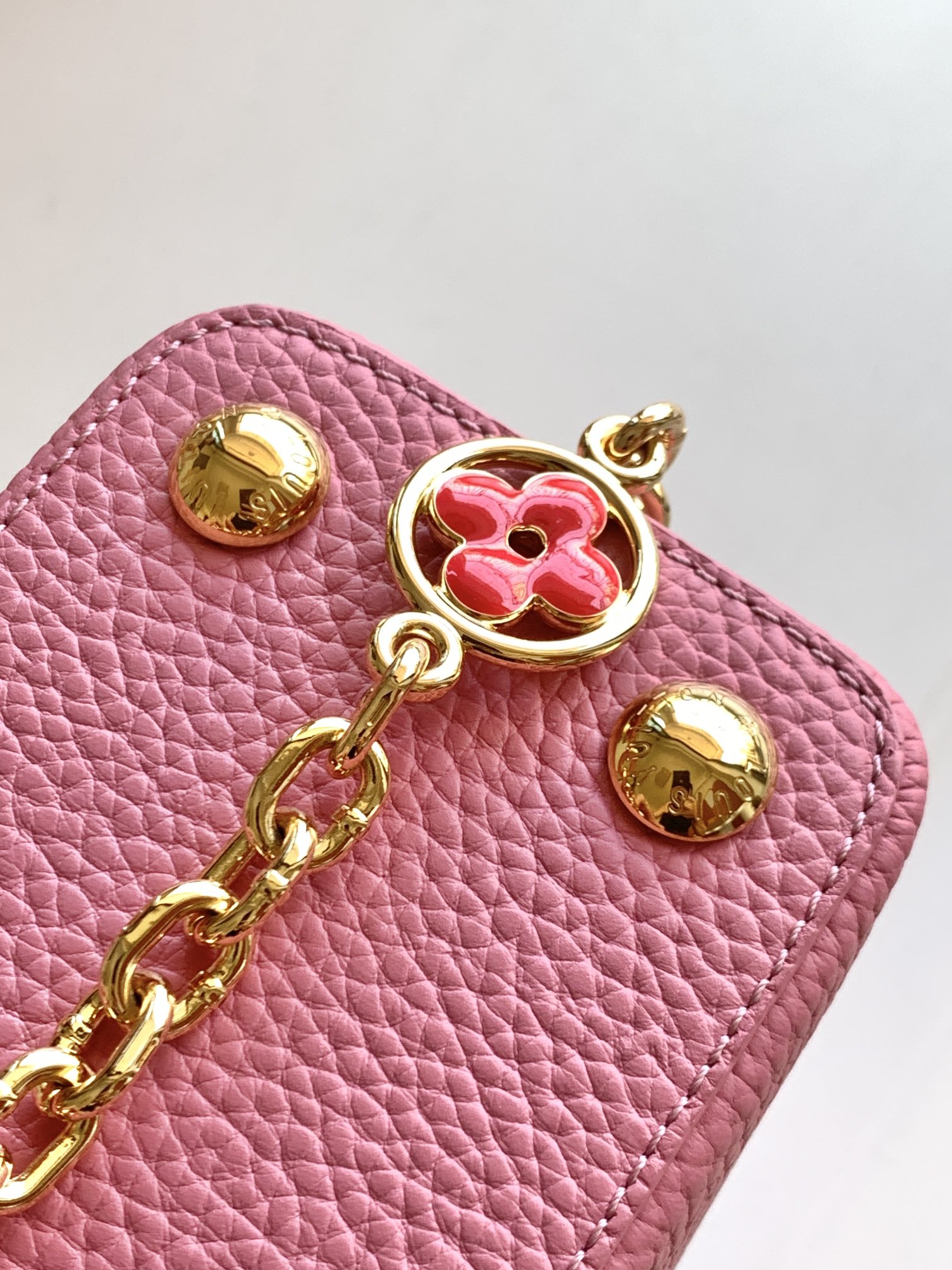 【特级全钢五金💋M20844进口牛皮秋水仙色配浅樱花粉色花卉三拼】本款 Capucines BB 手袋取