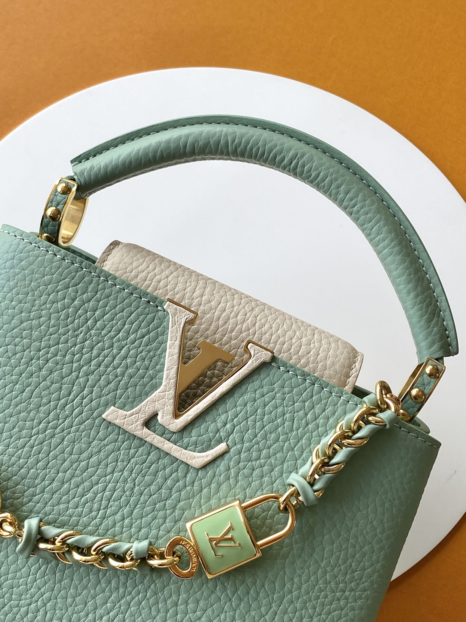 特级全钢五金（163C芯片版）【进口牛皮💋 M23951绿配珍珠白金】【Capucines mini 手