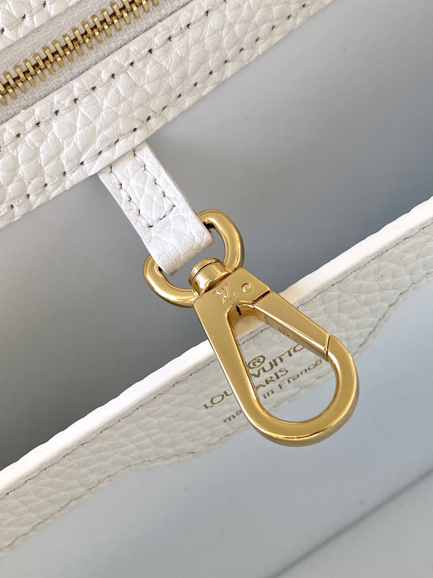 【全钢五金 变码芯片】特级配全套包装 💋 M56660进口牛皮白色金扣】 花冠全钢五金Capucines