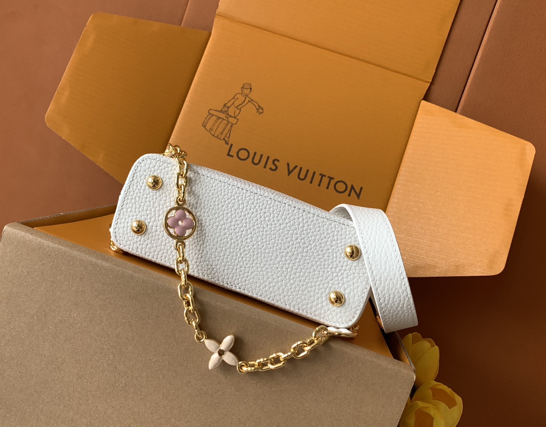 【特级全钢五金 进口牛皮】Capucines 型号：M11342白色金扣材料：A级全钢五金，进口原厂面料