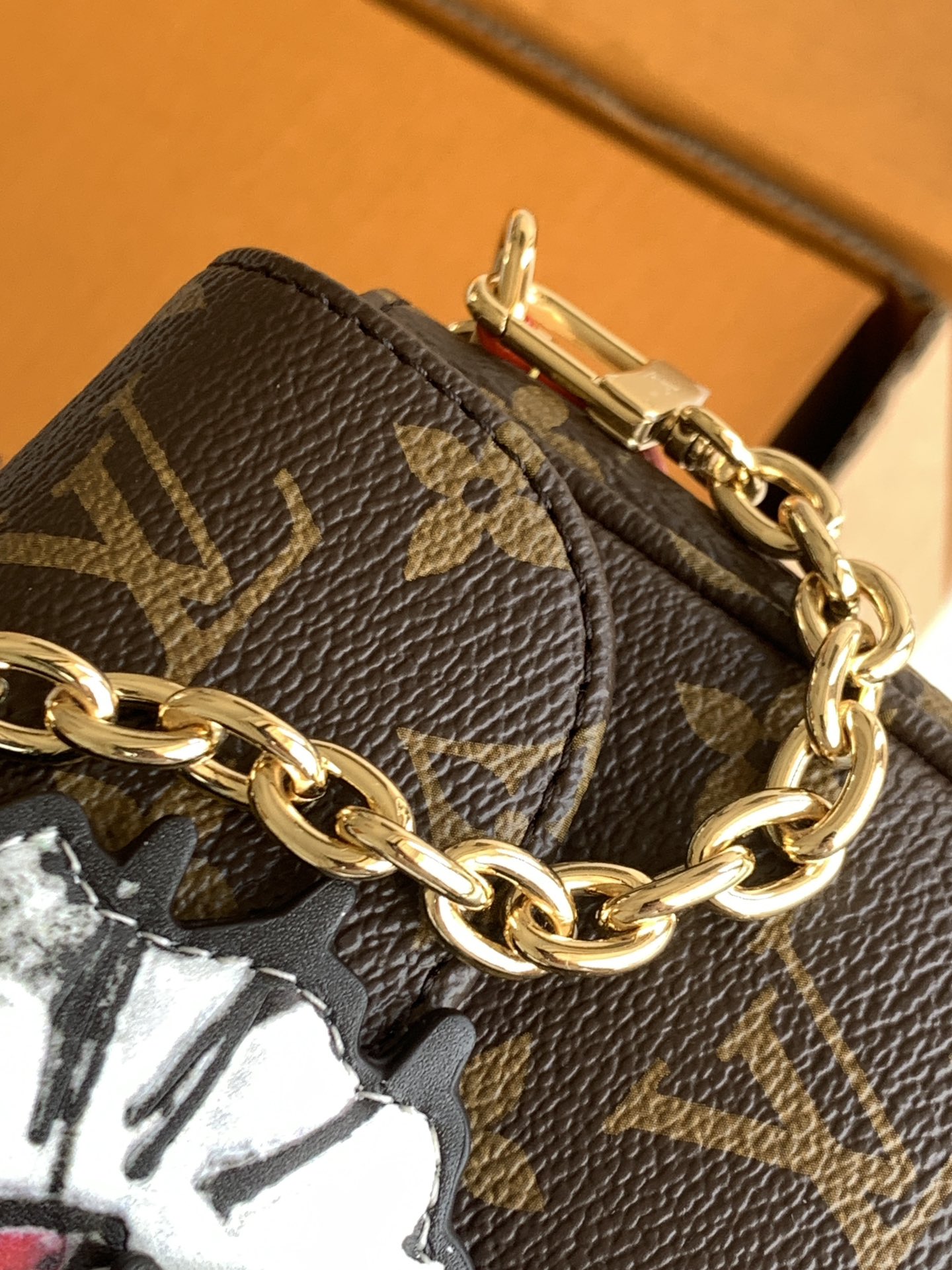 M15148 ZP开发 特级全钢五金 采用进口树膏皮LV Travels With Grace Codd