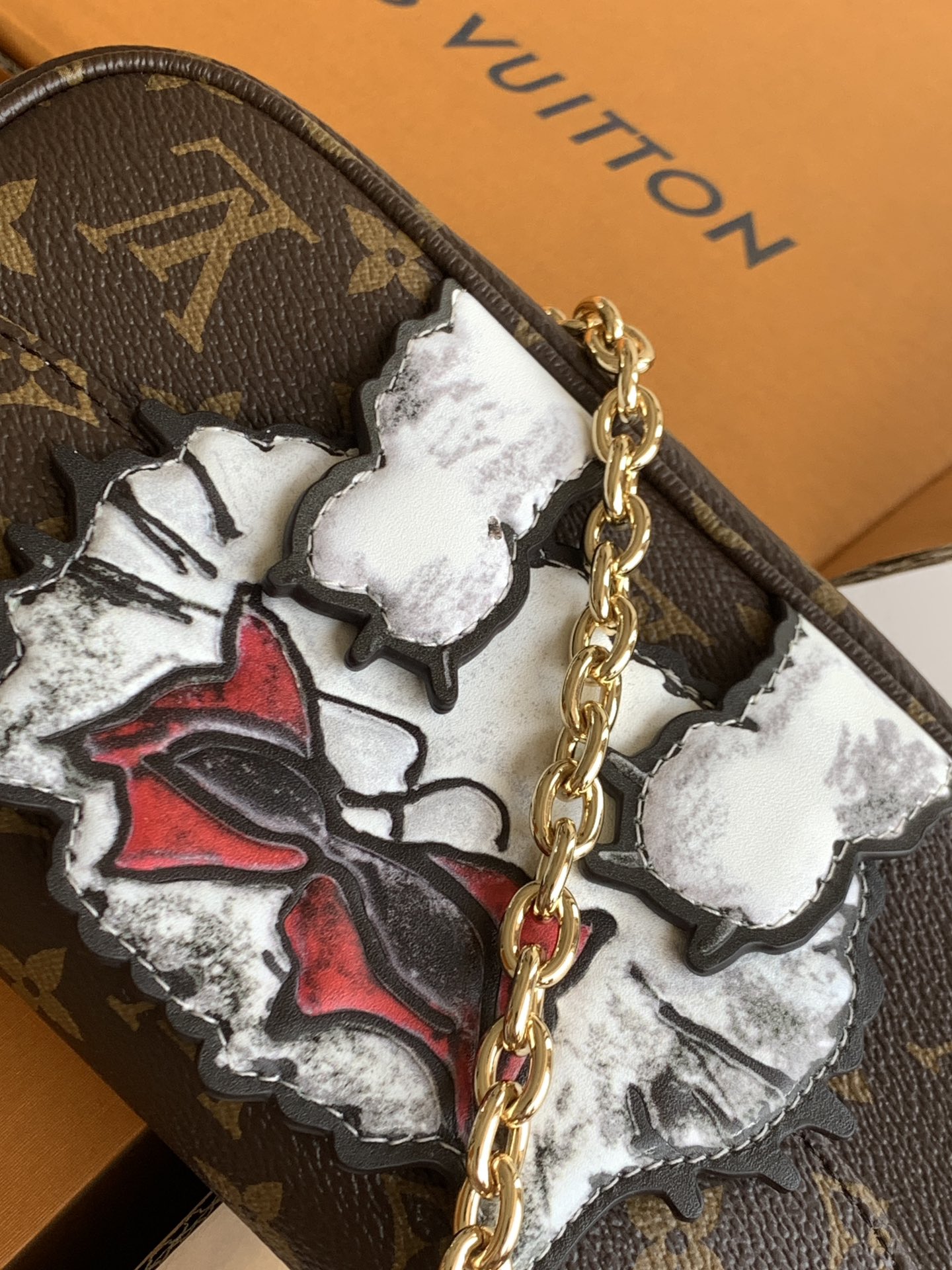 M15148 ZP开发 特级全钢五金 采用进口树膏皮LV Travels With Grace Codd