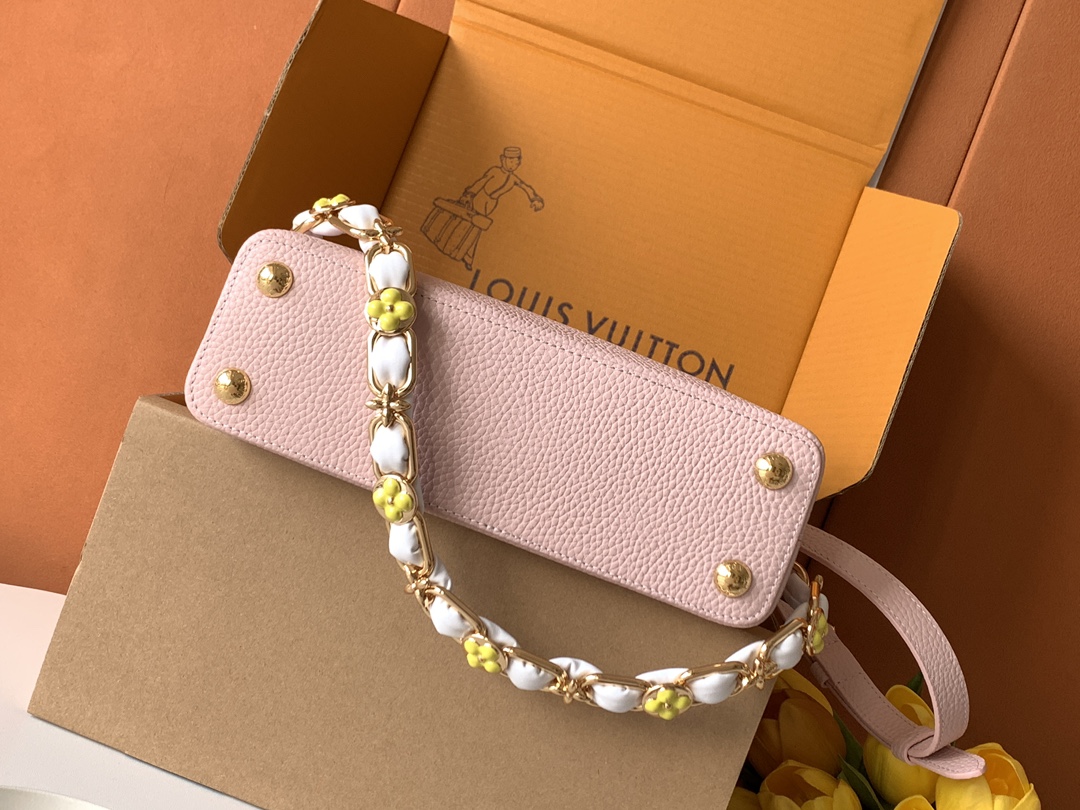 【全钢五金 进口牛皮💋 M23280粉色金】【Capucines BB手袋】本季新款 Capucines