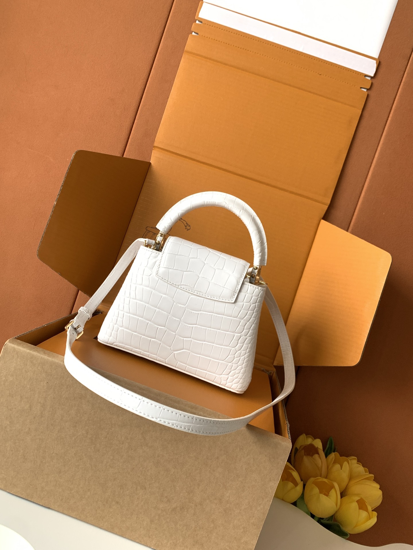 Lacoste 独家定制 精品级别 全钢五金M86153进口白色亮光鳄鱼纹金扣动态163c01 动态变码