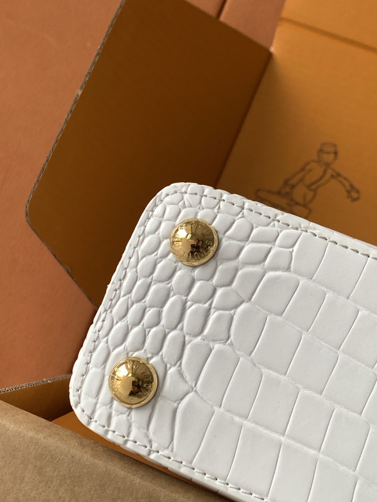 Lacoste 全钢五金 独家定制 精品级别 进口白色亮光鳄鱼纹金扣M86154动态163c动态变码
