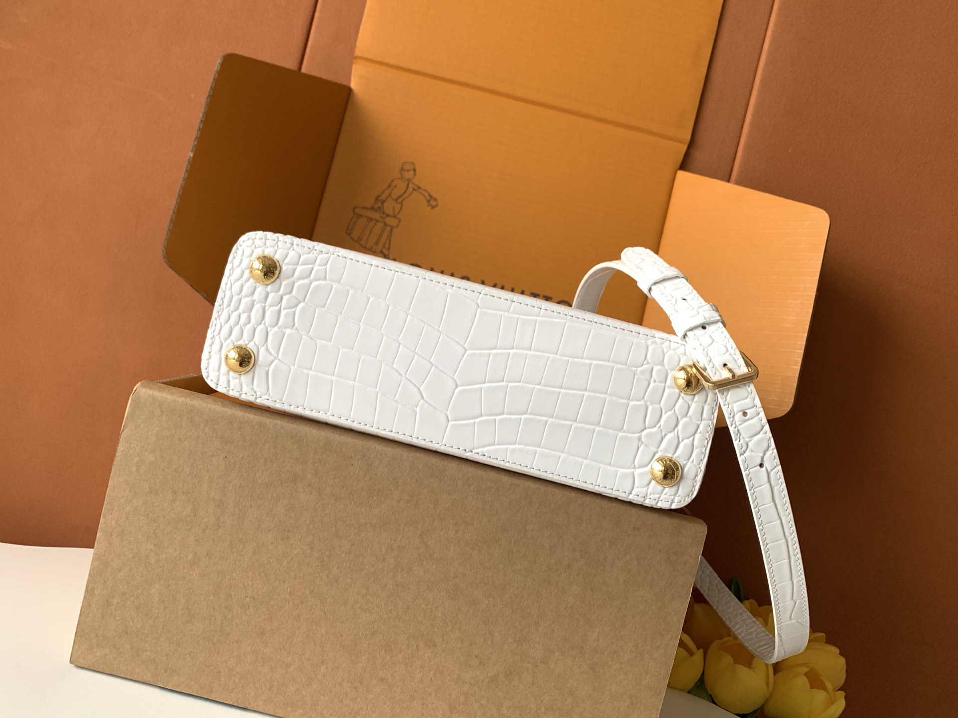 Lacoste 全钢五金 独家定制 精品级别 进口白色亮光鳄鱼纹金扣M86154动态163c动态变码