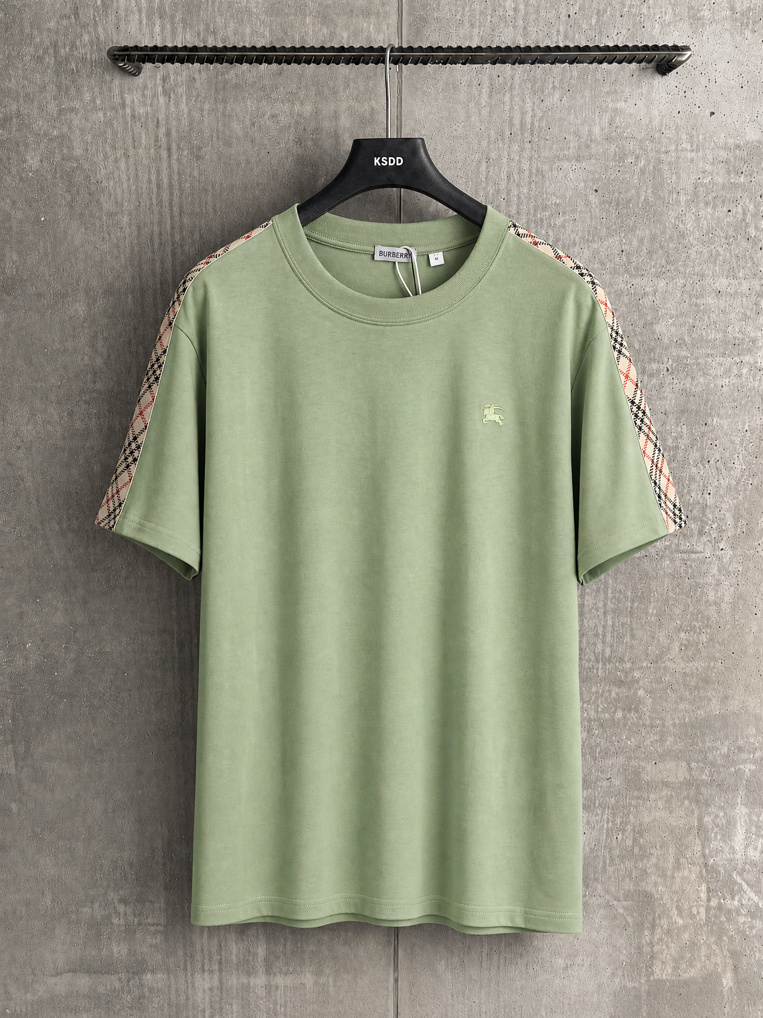 Burberry BBR 巴家 26SS早春新款 织带战马短袖