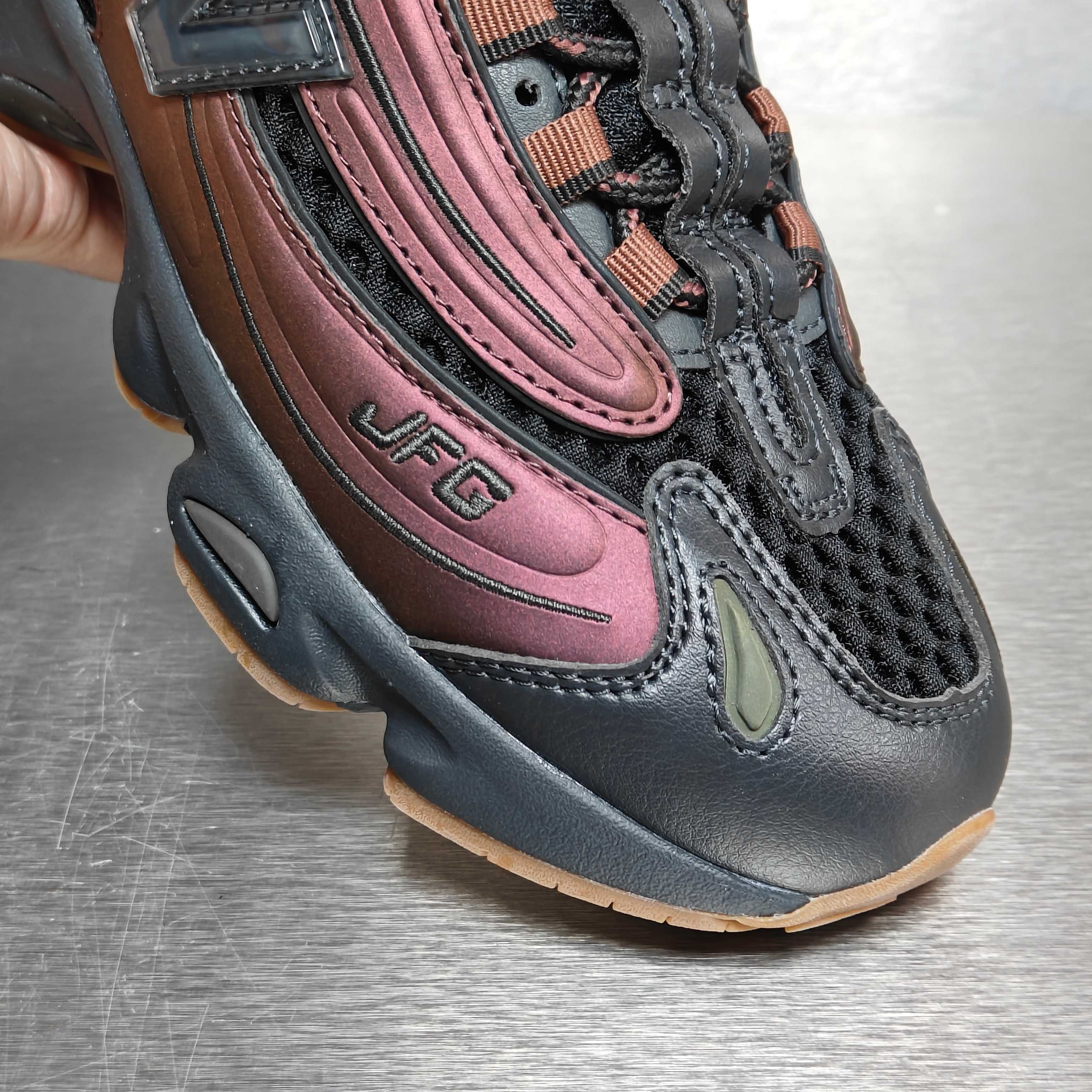 New Balance M1000 Retro Basketball Shoes with Abzorb Cushioning 7 a1735114942554 4307