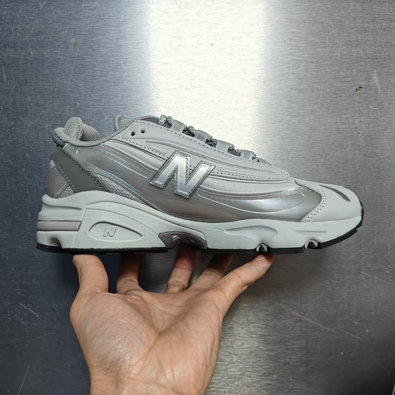New Balance 1000 Retro Sneakers - Timeless Style and Ultimate Comfort 5 a1735115387834 1475
