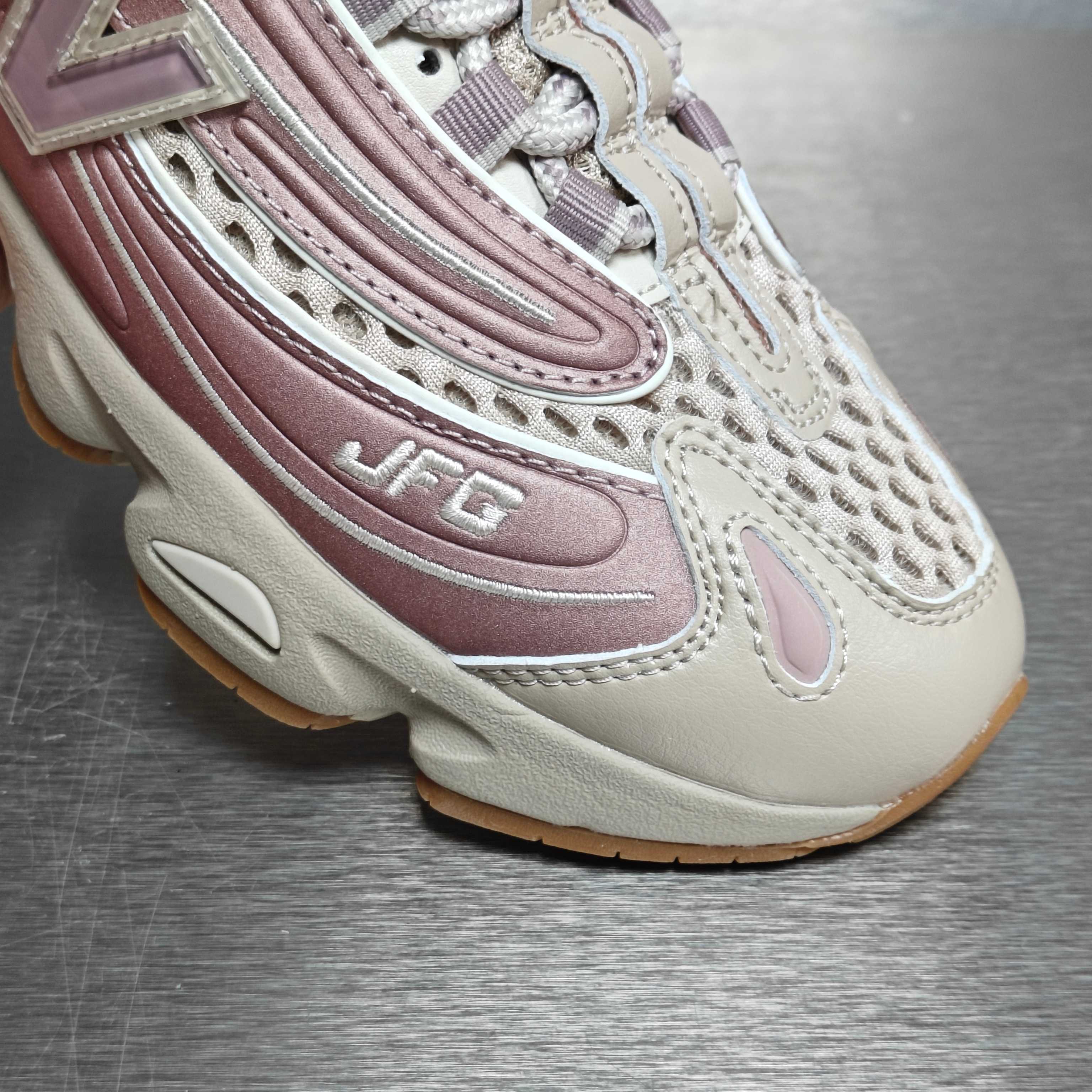 New Balance 1000 Retro Sneakers - Comfortable, Stylish, and Ready to Wear 7 a1735115426543 0265