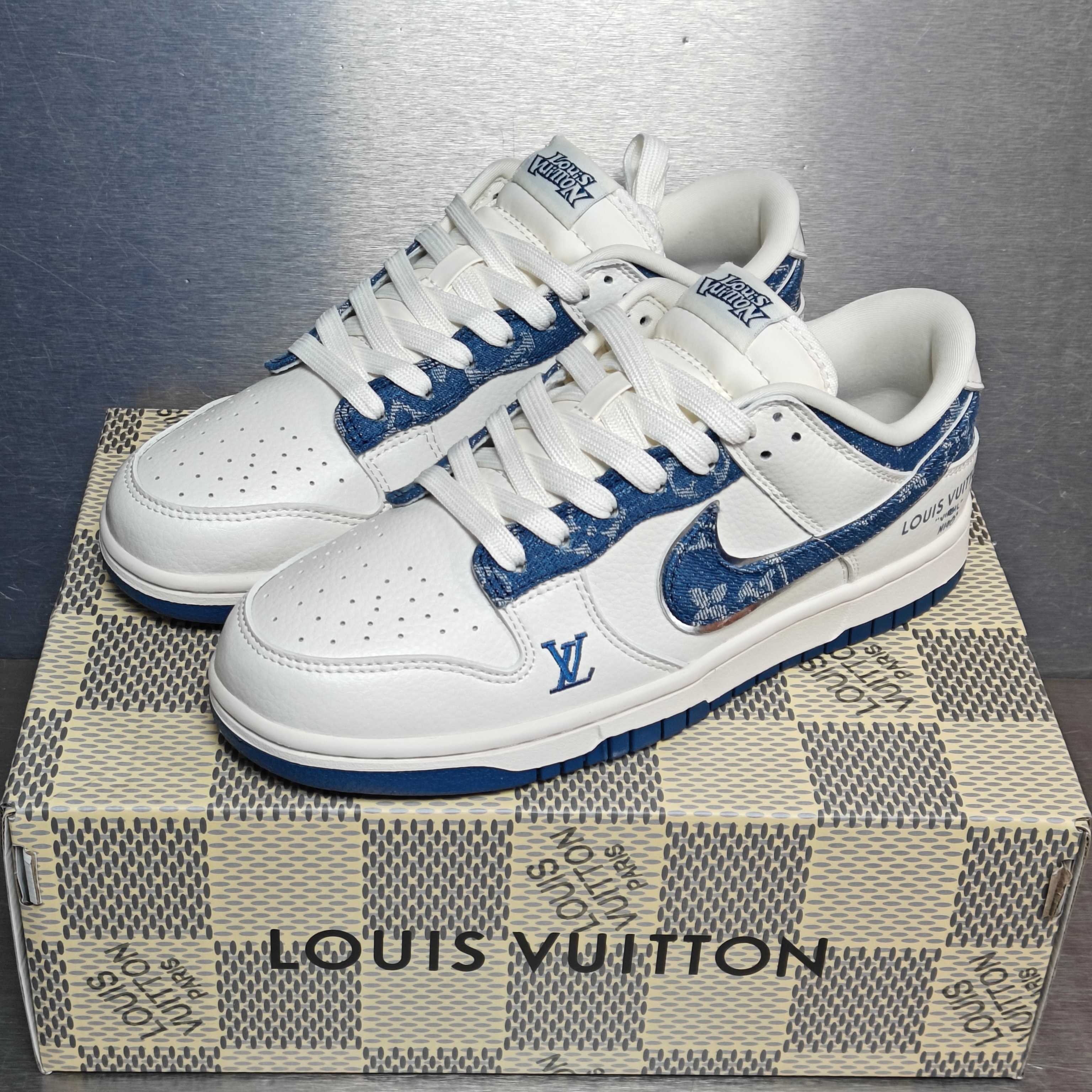 LV Nike SB Dunk Low コラボ デニムブルー スニーカー