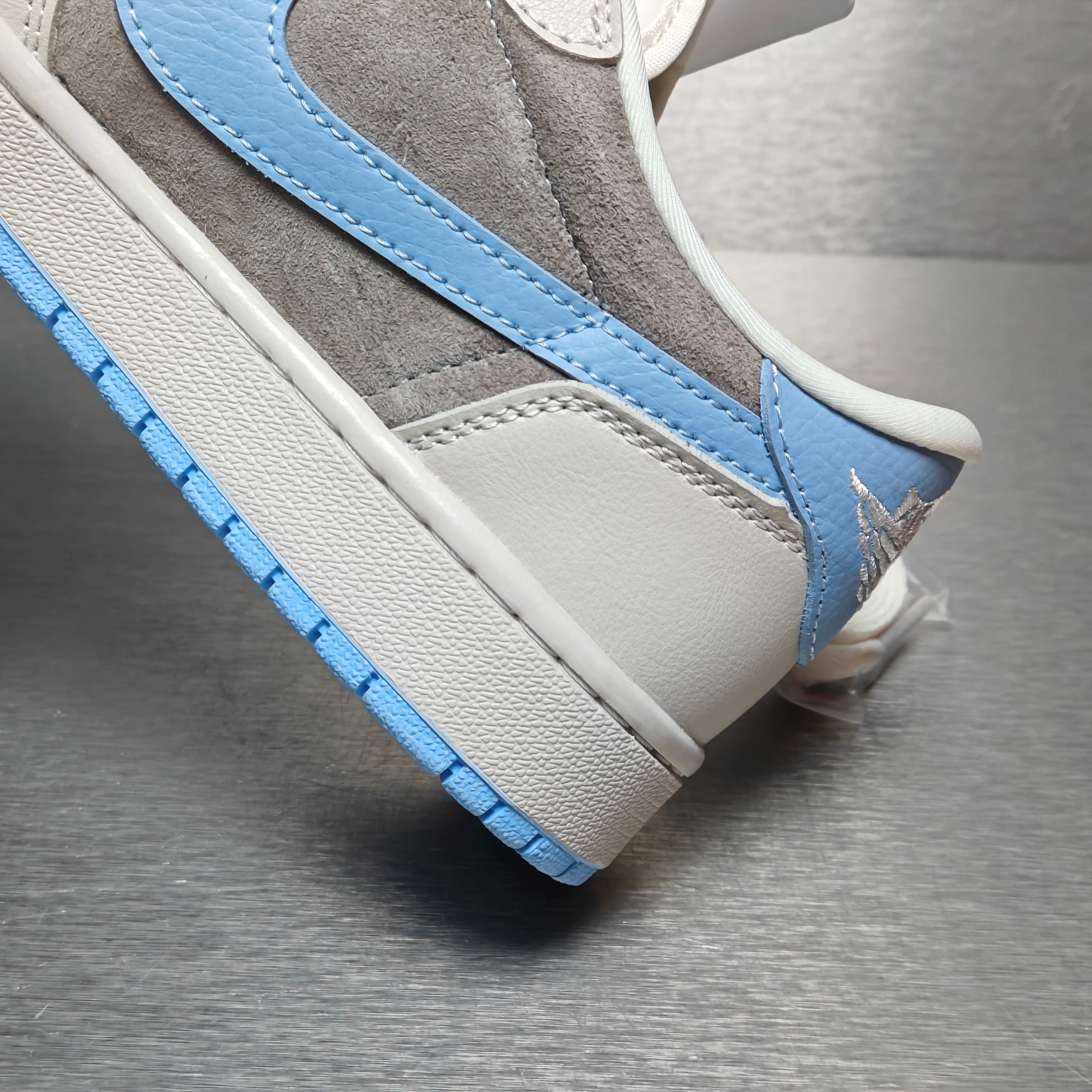 ナイキ SB ダンク ロー スニーカー 創造的 カスタムカラー