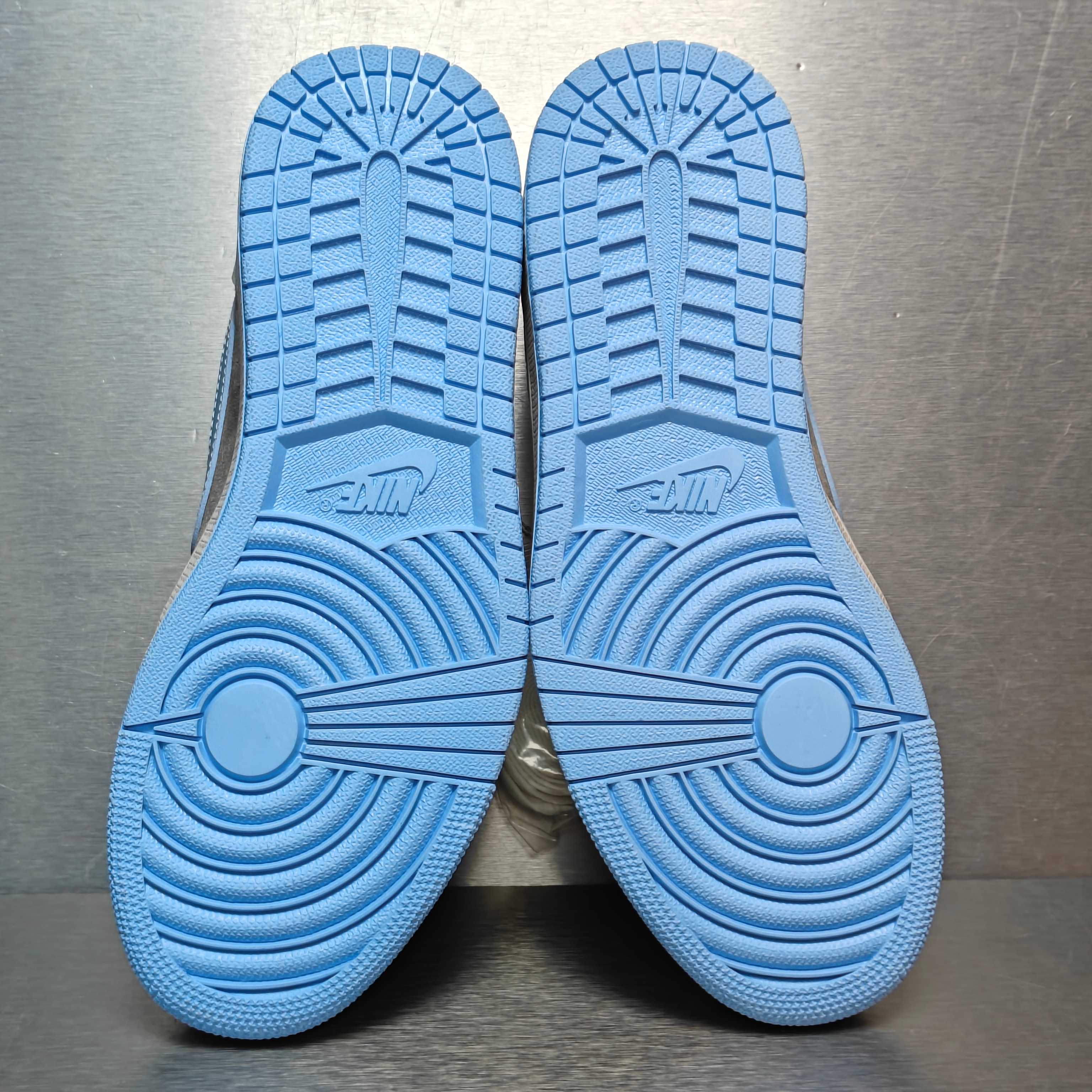 ナイキ SB ダンク ロー スニーカー 創造的 カスタムカラー