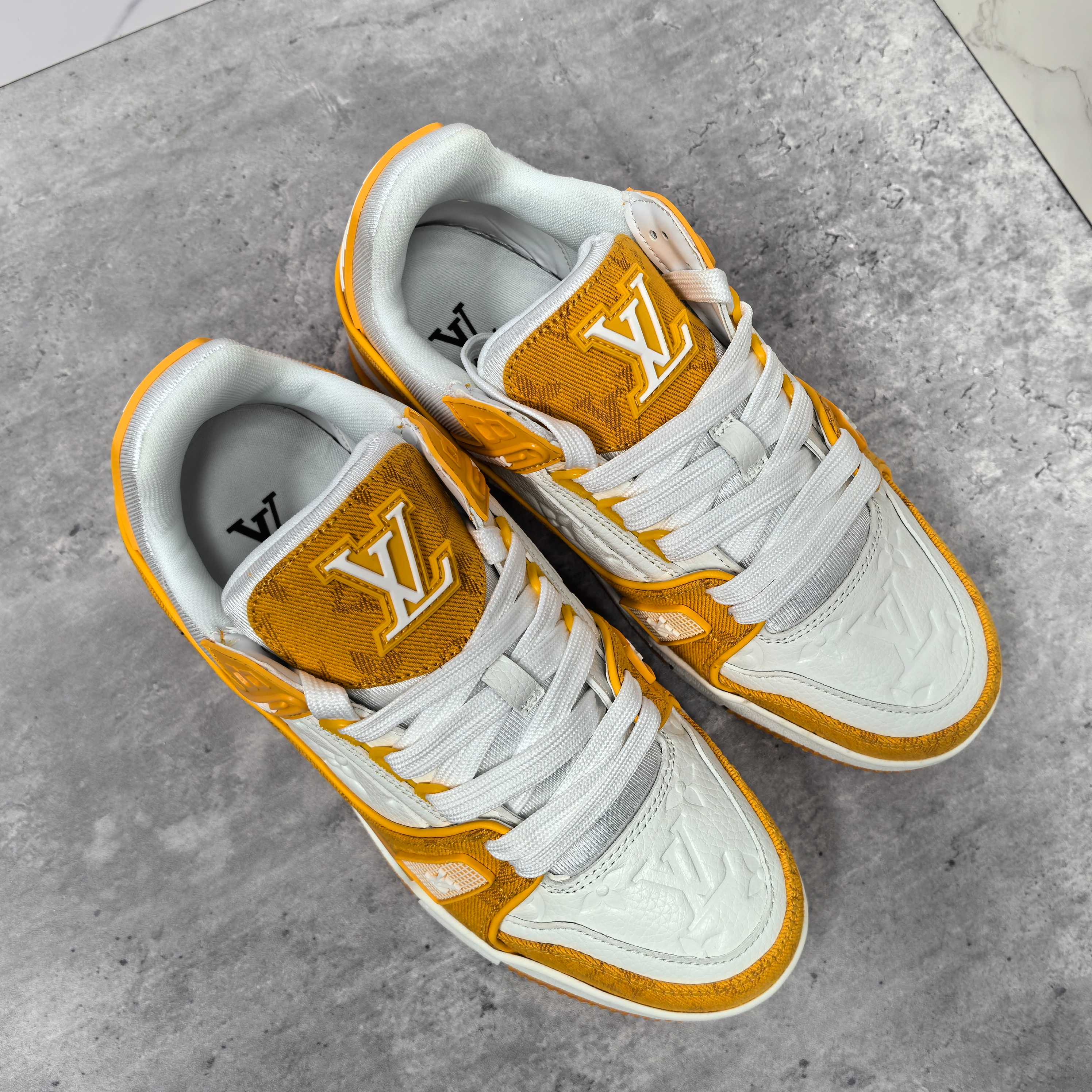 LOUIS VUITTON Trainer 牛皮系带低帮板鞋 男女兼用