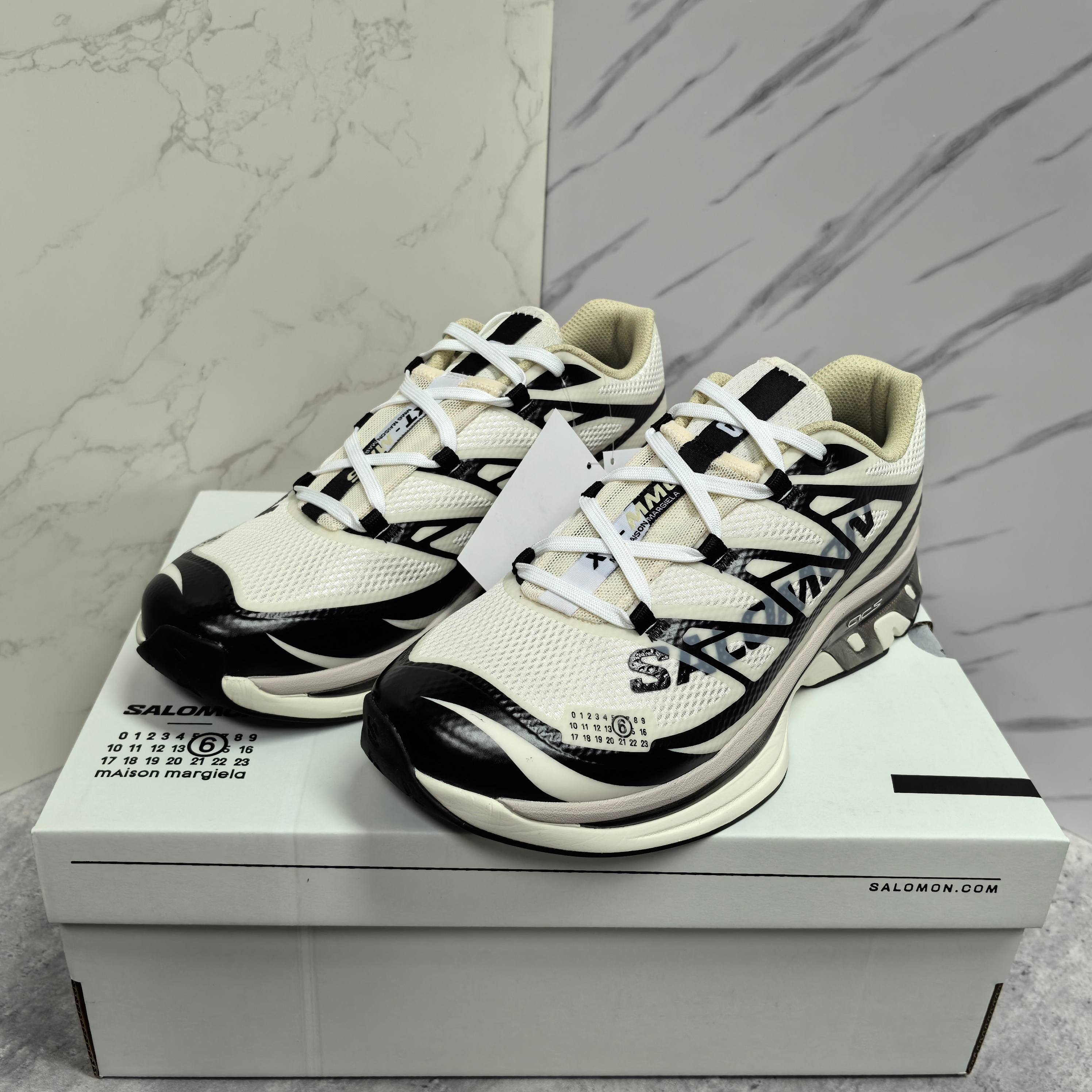 NO:690127,Actual price MM6 Maison Margiela19860909实价 MM6 Maison Margiela x SALOMON/萨洛蒙 联名款 XT 涤纶（聚酯纤维） 印花系带 低帮 生活休闲鞋 码数36-47,,masion margiela,Men's shoes