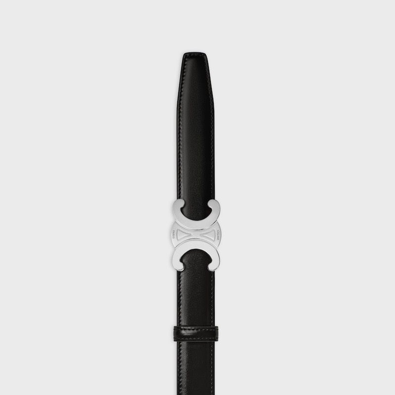 Celine   宽度2.5cm，双面腰带，带身釆用TAURILLON皮革和牛皮革，两面均可使用附赠2个