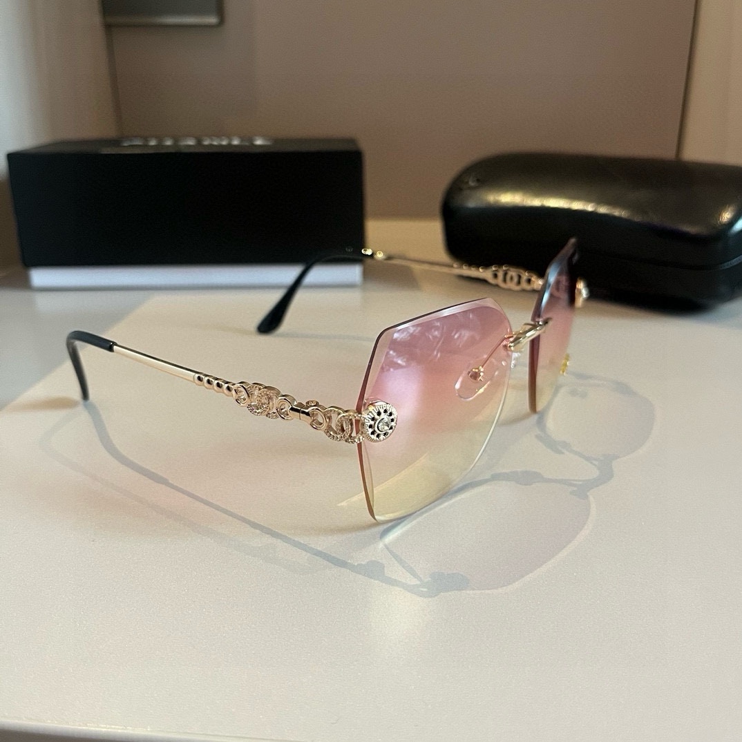 Chanel Okulary przeciwsłoneczne Fashion