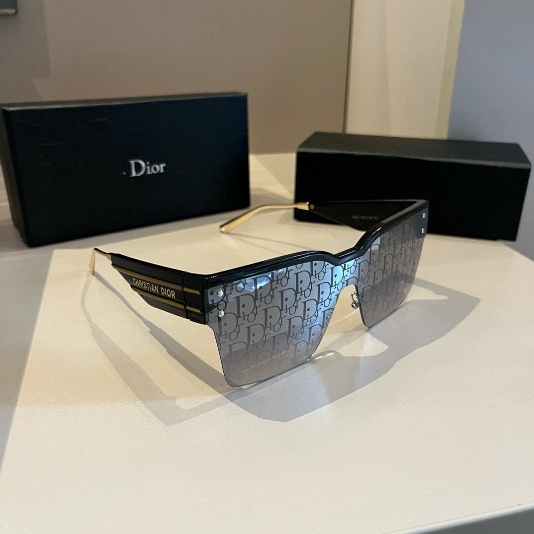 Dior Okulary przeciwsłoneczne Kup najlepszą replikę
 Kolekcja letnia Casual