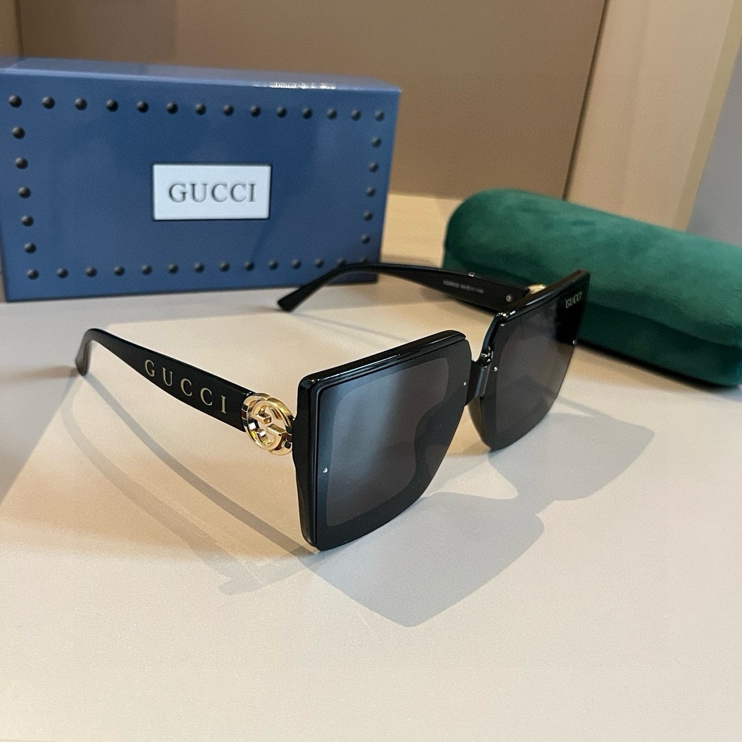 Gucci Okulary przeciwsłoneczne Sklep sprzedaży ujścia
 Kobiety Vintage