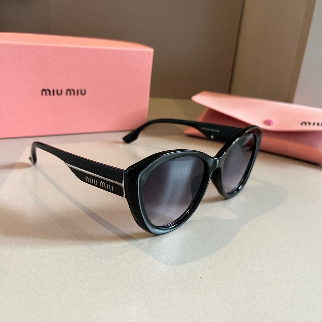 Luxury
 MiuMiu Sunglasses