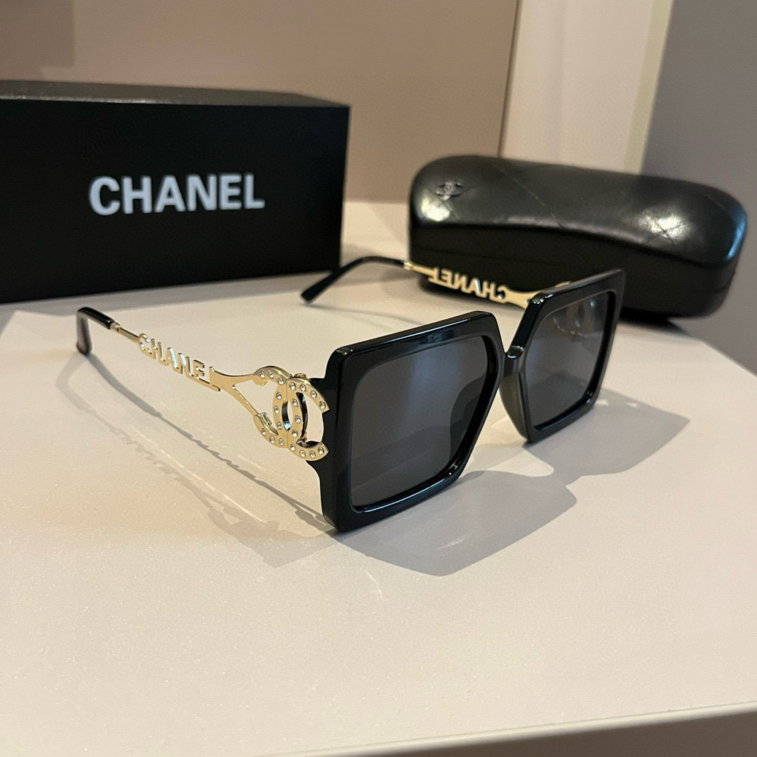 NO:242010,Chanel sunglasses round face treasure look over, super covers the fleshy face, showing the face, Xiaochuan Xiaoxiangfeng 24 new large square frame sunglasses are versatile and slim, huge and small face, big face, round face, fleshy face, one-small glasses, sunglasses, glasses, chanel19860909Chanel太阳镜圆脸宝看过来,超遮肉肉脸,显脸小川小香风24新款大方框墨镜百搭显瘦,巨显脸小 大脸,圆脸,肉肉脸一镜搞定眼镜墨镜太阳镜,眼镜,chanel,glasses