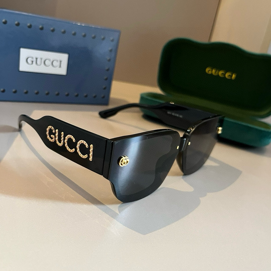 NO:243467,Gucci's heavy new product, men's and women's sunglasses, large frame three-dimensional, face modification, retro charming glasses, sunglasses, glasses, gucci19860909Gucci古奇重磅新品 男女款太阳镜 大框立体面 修饰脸型 复古有韵味眼镜墨镜太阳镜,眼镜,gucci,glasses