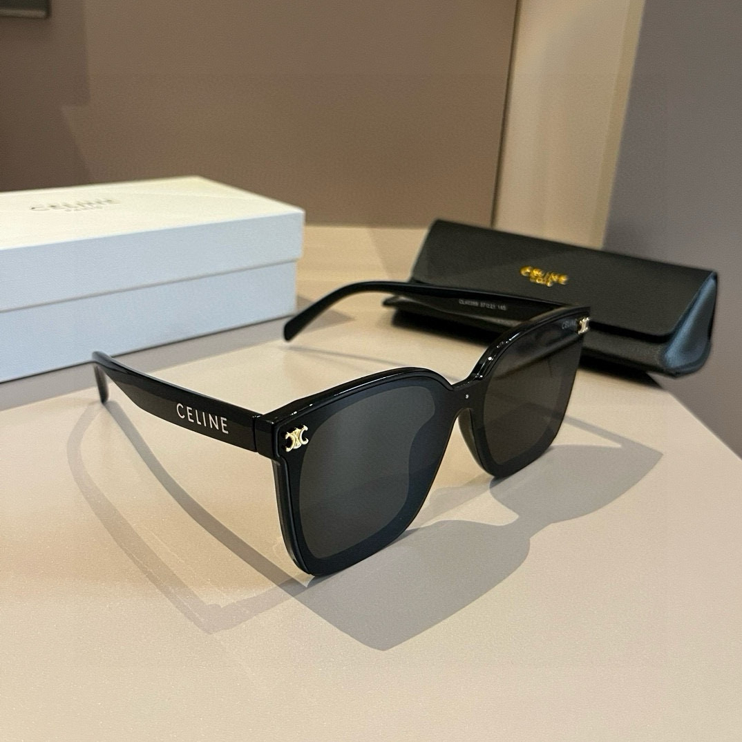 NO:243474,Category Celine's new sunglasses Every summer, sunglasses will become a must-have jewelry. In addition to causing damage to our ultraviolet rays, they play a role in 