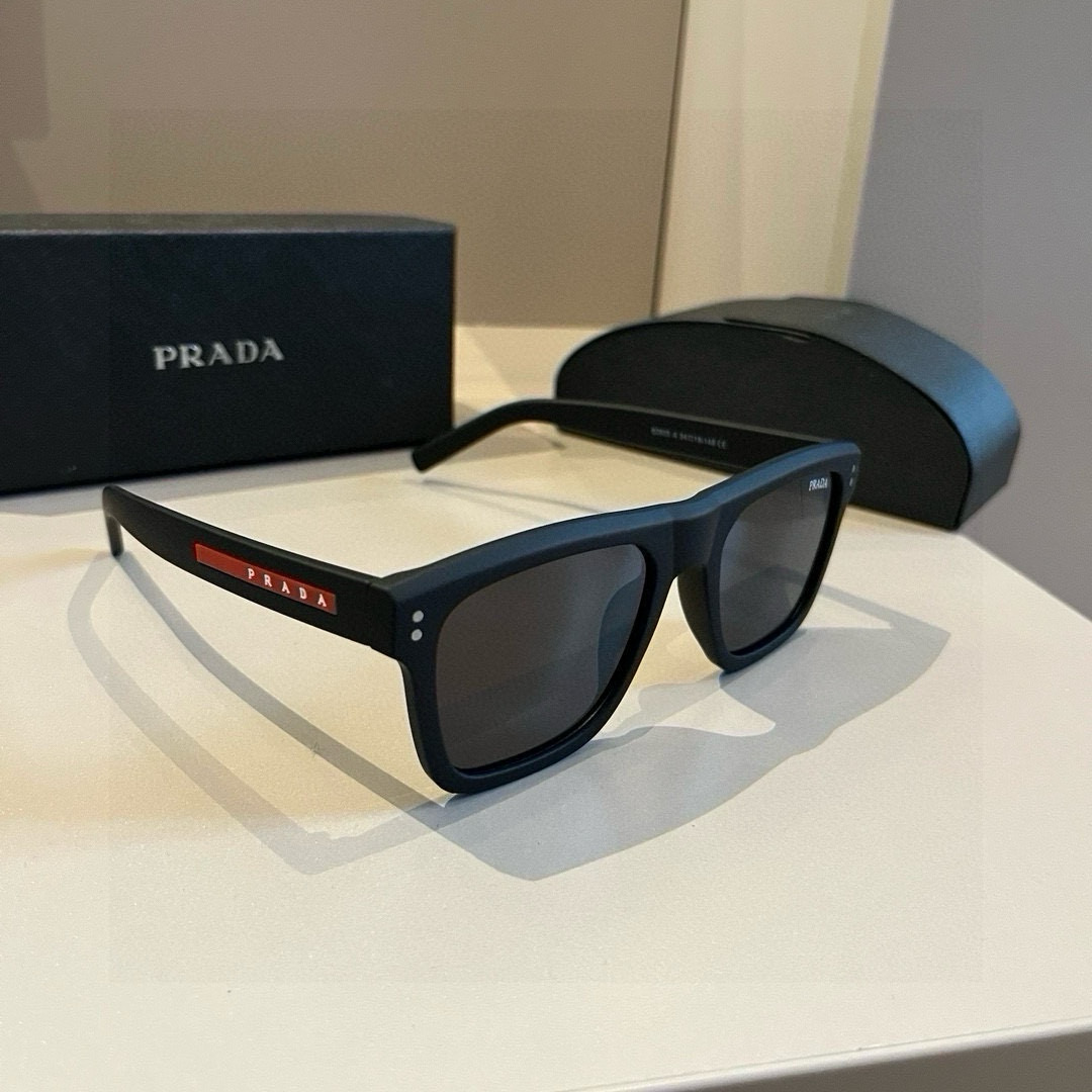 NO:243864,Prada Prada trendy men and women's street style sunglasses, light and non-pressure nose glasses sunglasses, glasses, prada, prada19860909普拉达Prada潮男型女炸街款墨镜,轻盈不压鼻子眼镜墨镜太阳镜,眼镜,prada,prada,glasses