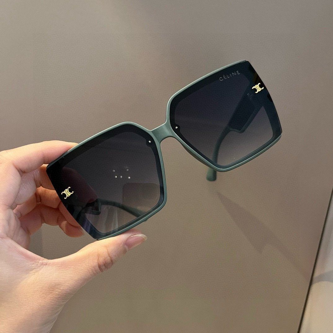 NO:245040,Celine Celine's new sunglasses, light and comfortable frame, sunshade modification face shape, excellent style, sunglasses, sunglasses, sunglasses, celine, celine19860909Celine赛琳新款太阳镜,轻盈舒适框架,遮阳修饰脸型,款式绝绝赞眼镜墨镜太阳镜,眼镜,celine,celine,glasses