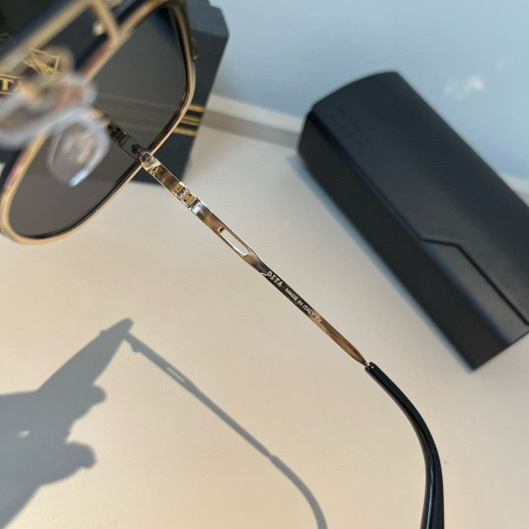 ONE HUNDRED AND EIGHTY-FOUR. DITA, THE MASTER OF THE TITA, MADE IT. DRIVE THE SUNGLASSES - 图片 5