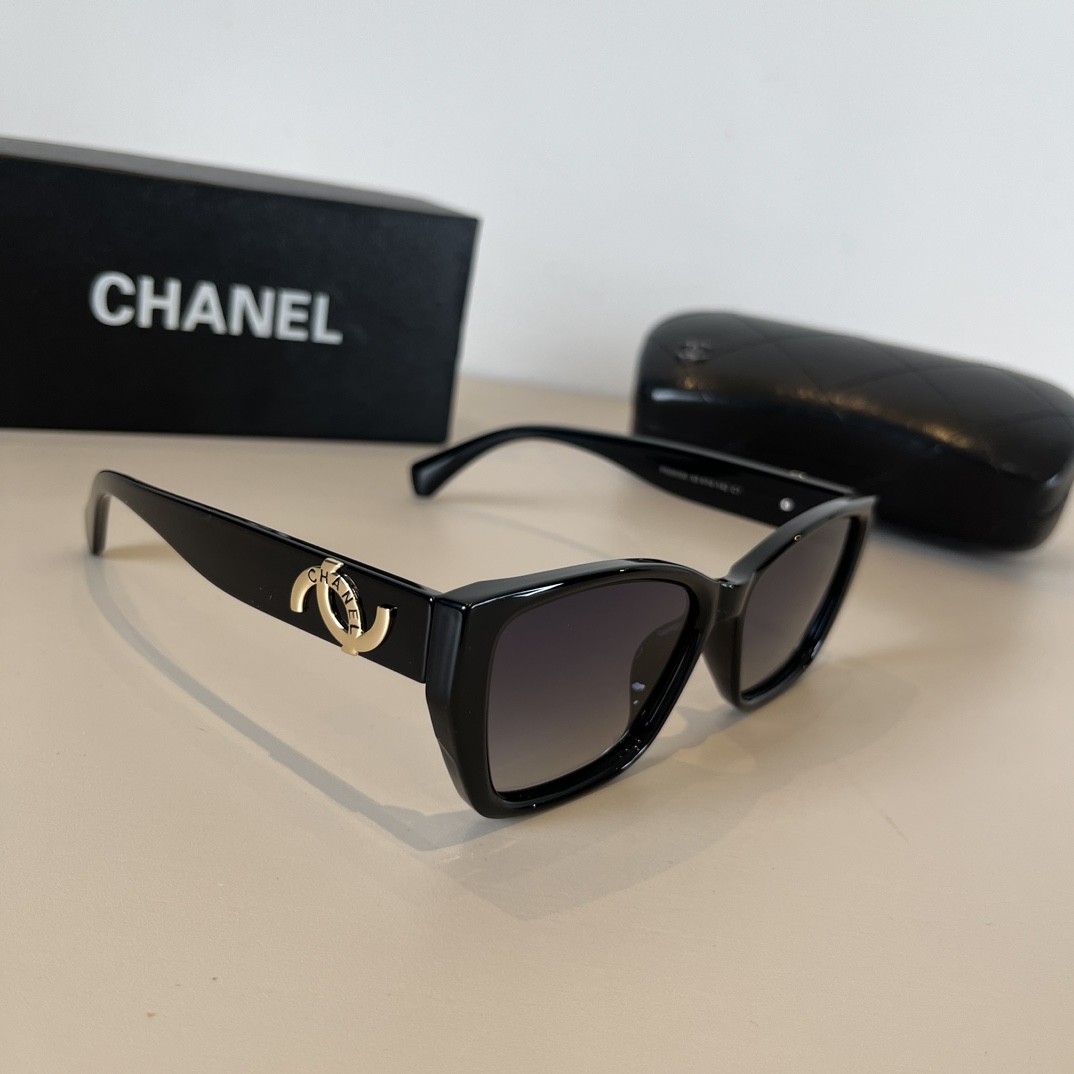 NO:249843,Chanel Chanel sun protection sunglasses, fashionable European and American style shading mirrors, super small face, versatile glasses, sunglasses, glasses, chanel, chanel19860909Chanel香奈儿防晒太阳镜,时尚欧美风遮掩镜,超显小脸百搭眼镜墨镜太阳镜,眼镜,chanel,chanel,glasses