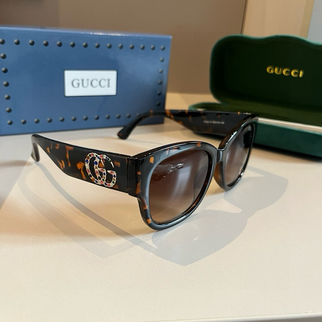 NO:249850,Gucci's heavy new product, women's sunglasses, large frame three-dimensional, face shape, retro and charming GG0218 49-18-140 glasses, sunglasses, sunglasses, gucci19860909Gucci古奇重磅新品 女款太阳镜 大框立体面 修饰脸型 复古有韵味 GG0218 49-18-140眼镜墨镜太阳镜,眼镜,gucci,glasses